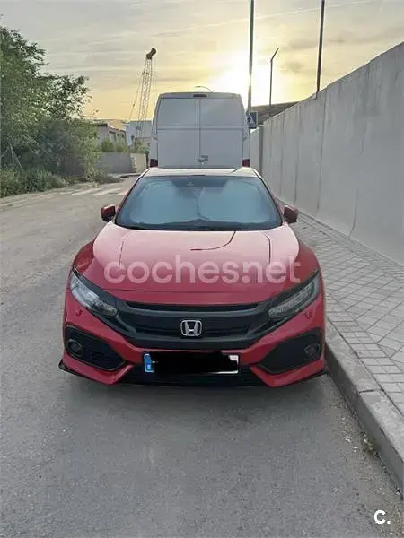 Usado Honda Civic Sport Plus 182 CV (133 kW) 2018 Rojo Berlina