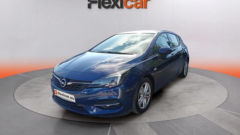 Usado Opel Astra Business Elegance 145 CV (106 kW) 2020 Azul Familiar