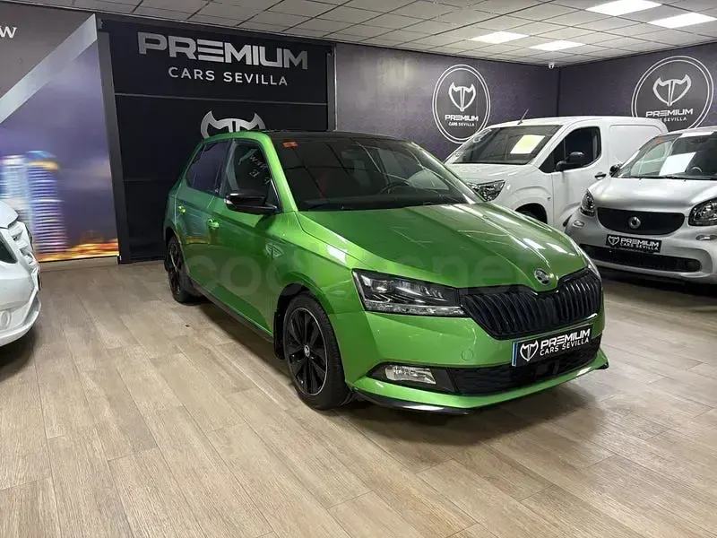 Usado Skoda Fabia Monte Carlo 110 CV (80 kW) 2019 Verde Utilitario
