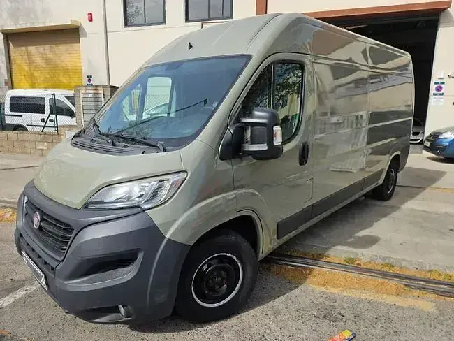 Usado Fiat Ducato 150 CV (110 kW) 2014 Verde Van