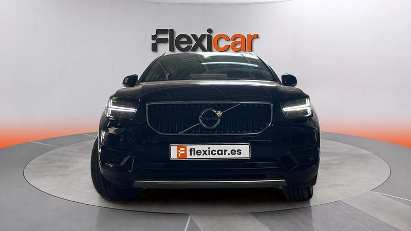 Usado Volvo XC40 Momentum 150 CV (110 kW) 2020 Negro SUV