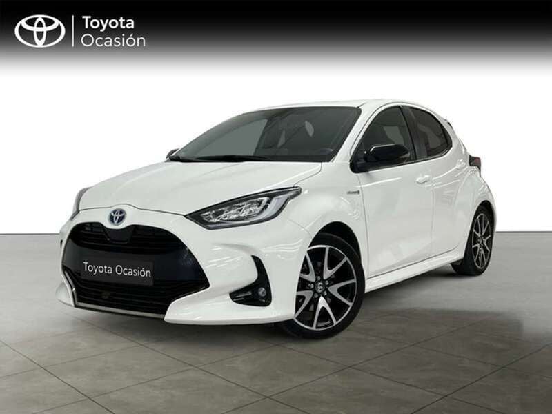 Blanco Usado 2020 Toyota Yaris Hybrid Style Utilitario | 18.290 € (Precio justo) - Imagen 1/4