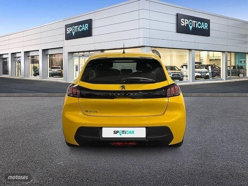 Usado Peugeot 208 Active 100 kW (136 CV) 2023 Amarillo Utilitario