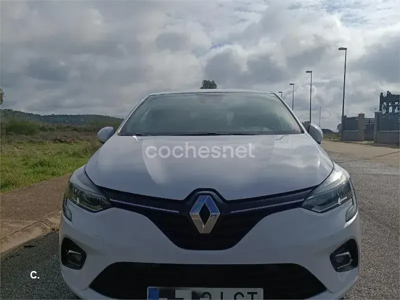 Usado Renault Clio IV Zen 100 CV (73 kW) 2019 Blanco Berlina