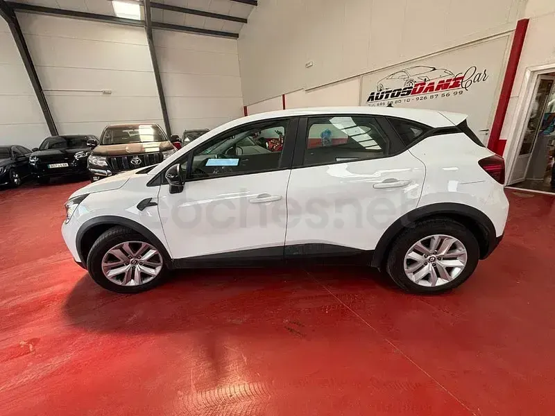 Usado Renault Captur Equilibre 100 CV (73 kW) 2023 Blanco SUV