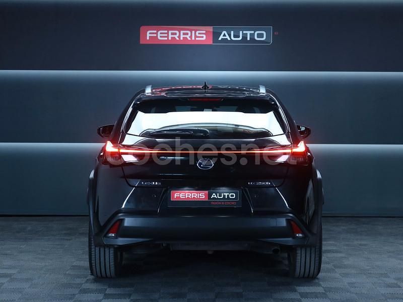 Usado Lexus UX Business Edition 184 CV (135 kW) 2019 Negro SUV