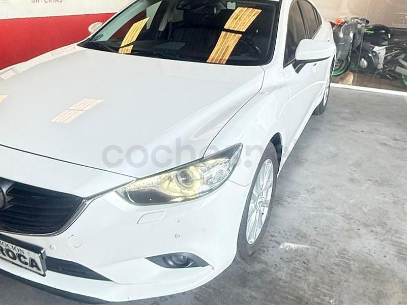 Usado Mazda 6 Luxury 150 CV (110 kW) 2013 Blanco Berlina
