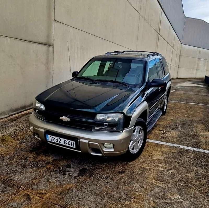 Negro Usado 2002 Chevrolet TrailBlazer LTZ SUV | 7500 € - Imagen 1/4