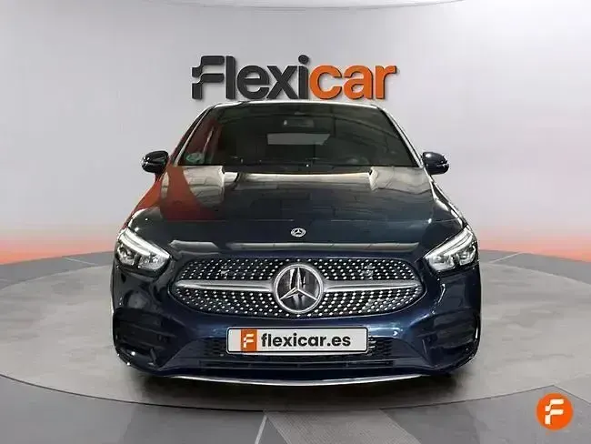 Usado Mercedes B180 116 CV (85 kW) 2021 Azul Monovolumen