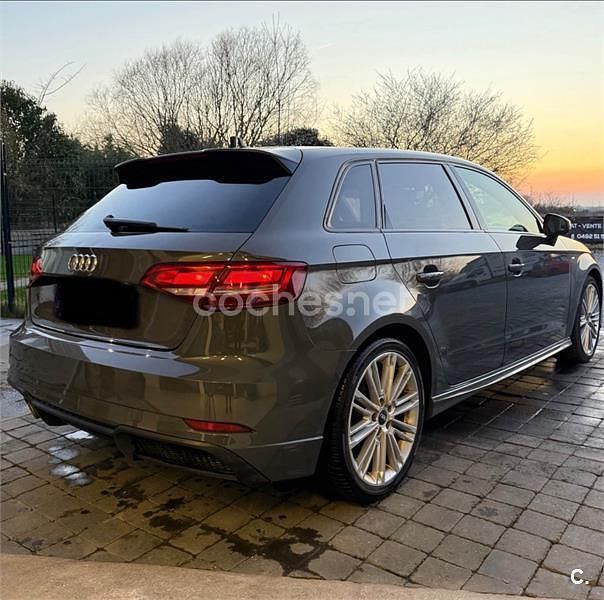 Usado Audi A3 S-Line 110 CV (80 kW) 2018 Gris / plata Berlina