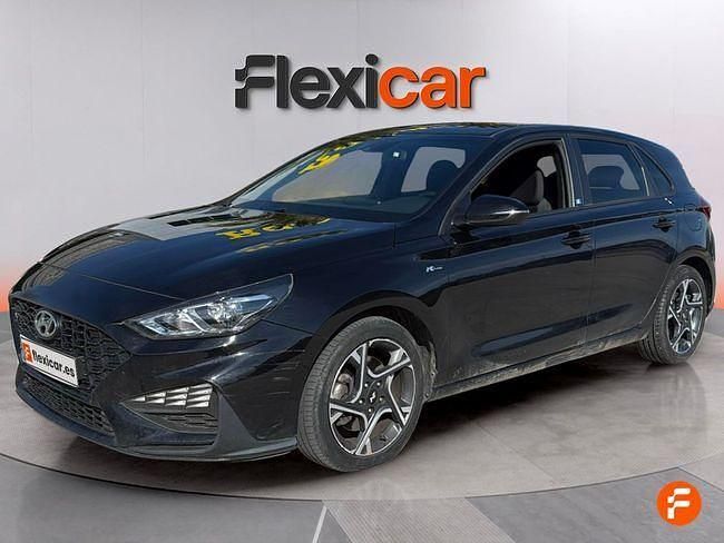 Usado Hyundai i30 N Line 120 CV (88 kW) 2024 Negro