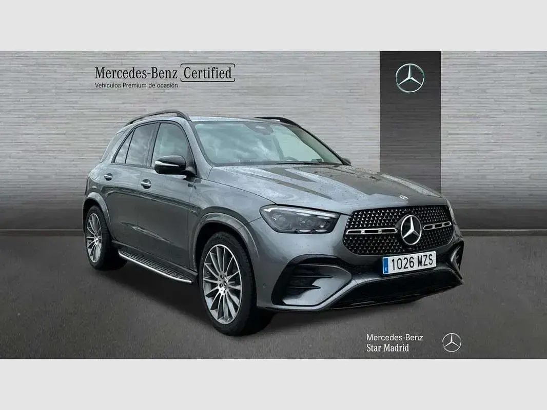Usado Mercedes GLE300 269 CV (197 kW) 2025 Gris SUV