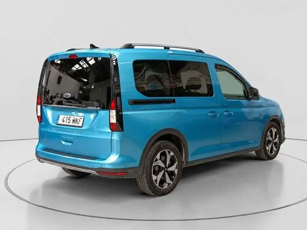 Usado Ford Tourneo Connect Active 122 CV (89 kW) 2024 Azul Monovolumen