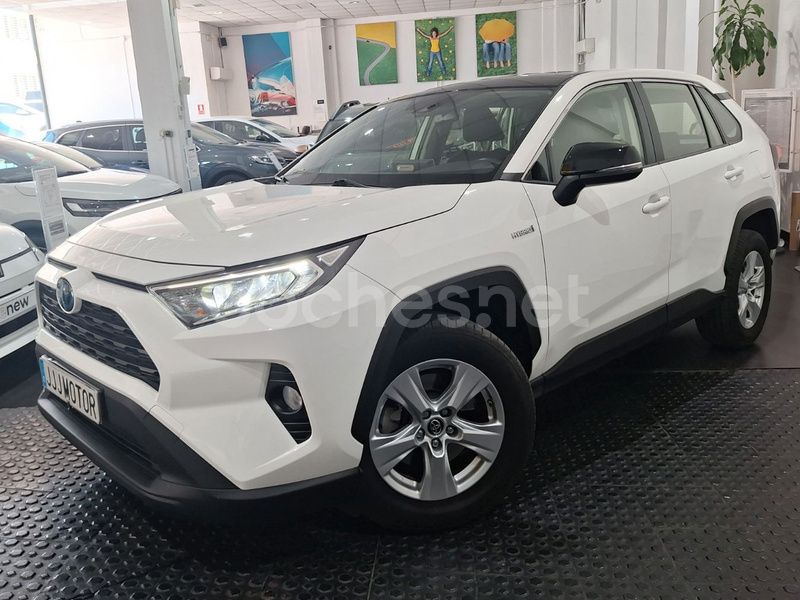 Blanco Usado 2019 Toyota RAV4 Hybrid Business Edition SUV | 27.490 € (Precio justo) - Imagen 1/4