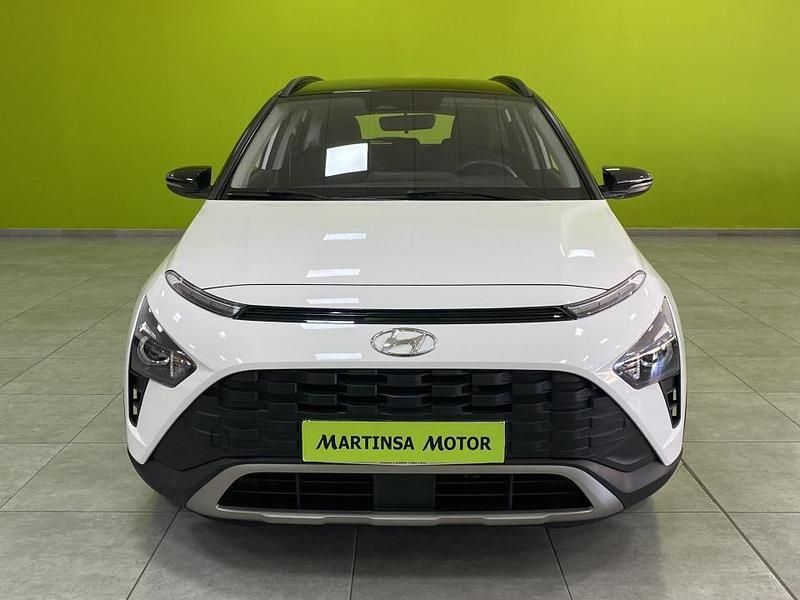 Usado Hyundai Bayon 100 CV (73 kW) 2023 Blanco SUV