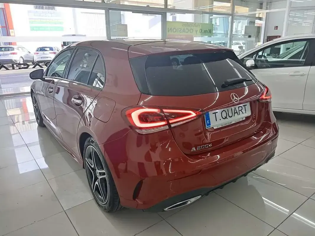 Occasion Mercedes A200 Advanced 150 PK (110 kW) 2022 Rood Hatchback