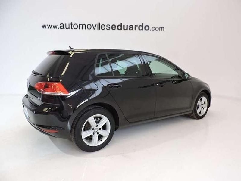 Usado VW Golf VII Advance 105 CV (77 kW) 2015 Negro Utilitario