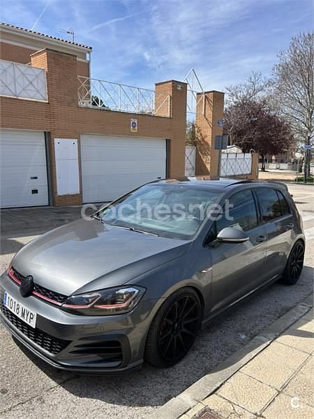 Usado VW Golf VII GTI 245 CV (180 kW) 2019 Gris / plata Berlina