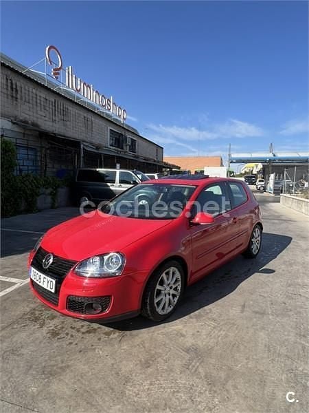 Rojo Usado 2007 VW Golf V GT Berlina | 5999 € (Precio justo) - Imagen 1/2