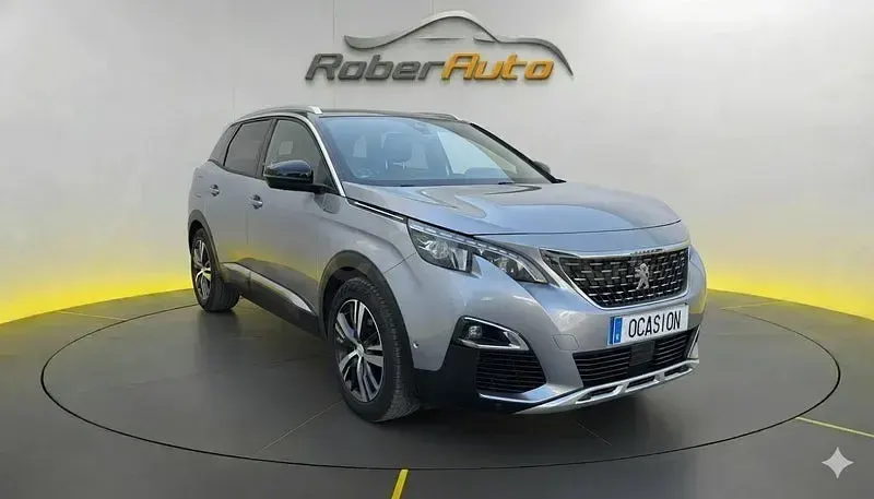 Usado Peugeot 5008 GT-line 130 CV (95 kW) 2018 Gris / plata SUV