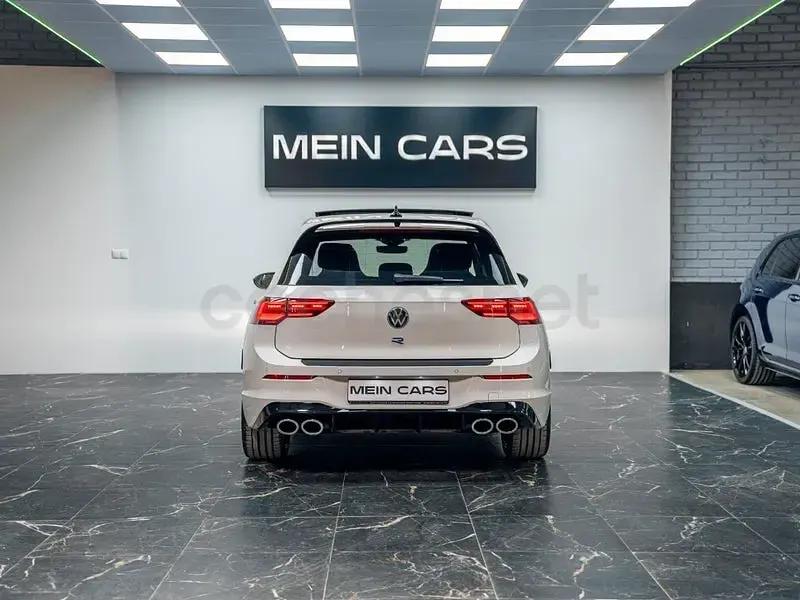 Usado VW Golf VIII R 333 CV (244 kW) 2023 Blanco Berlina