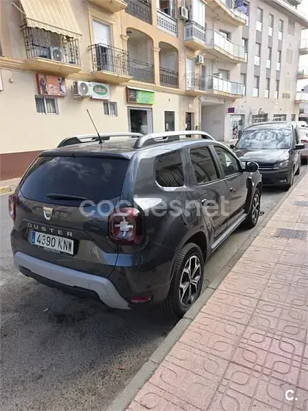 Usado Dacia Duster Prestige 110 CV (80 kW) 2018 Gris / plata SUV
