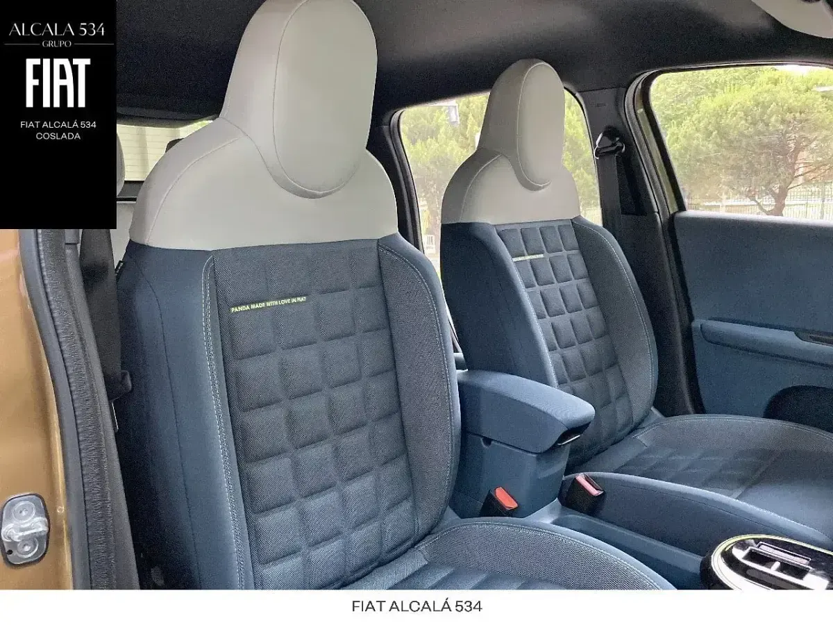 Nowe Fiat Grande Panda La Prima 100 KM (73 kW) 2026 Niebieski Hatchback