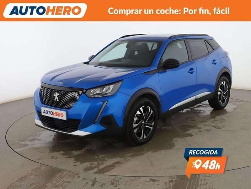 Usado Peugeot 2008 Allure 131 CV (96 kW) 2022 Azul SUV
