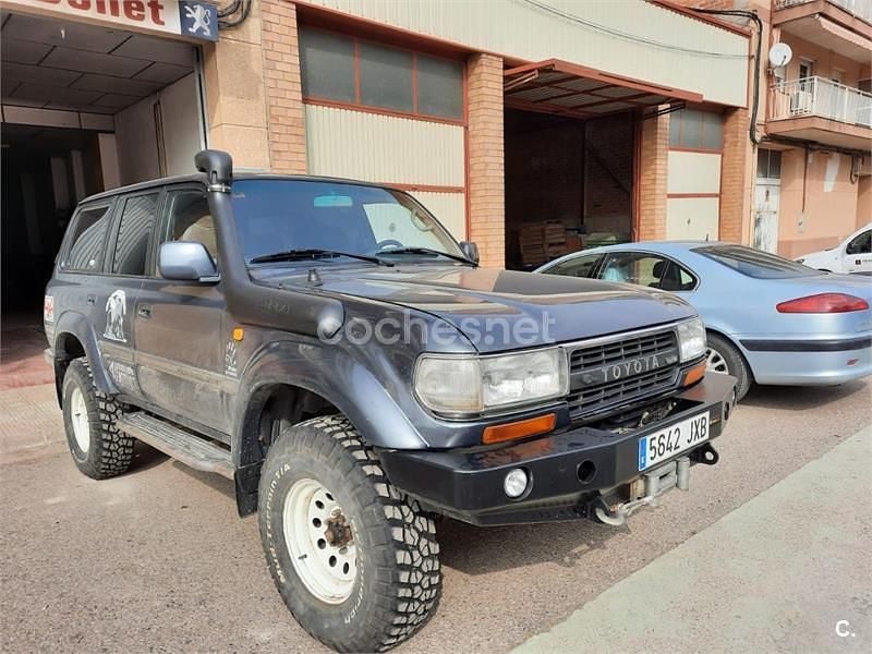 Gris / plata Usado 1996 Toyota Land Cruiser Familiar | 17.000 € (Precio justo) - Imagen 1/4