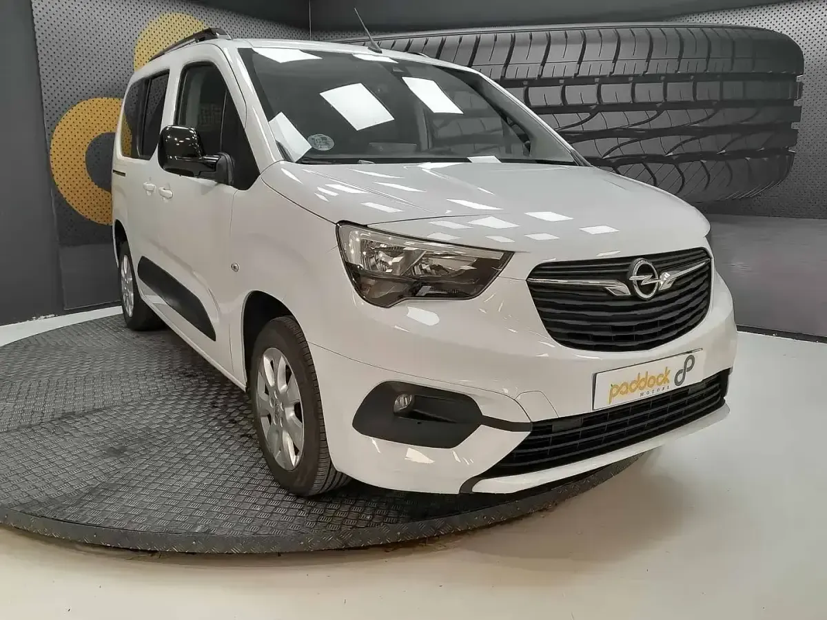 Usado Opel Combo Life Business Edition 100 CV (73 kW) 2023 Blanco
