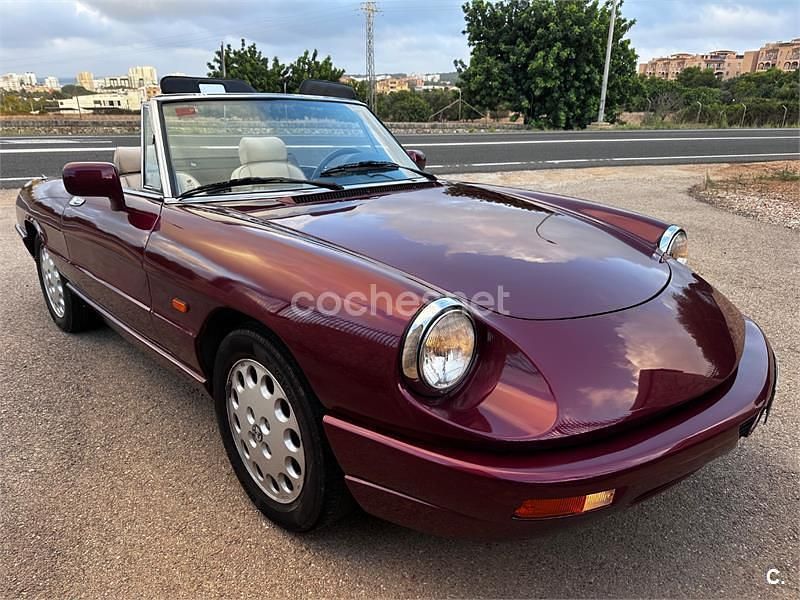 Usado Alfa Romeo Spider 128 CV (94 kW) 1990 Granate Descapotable