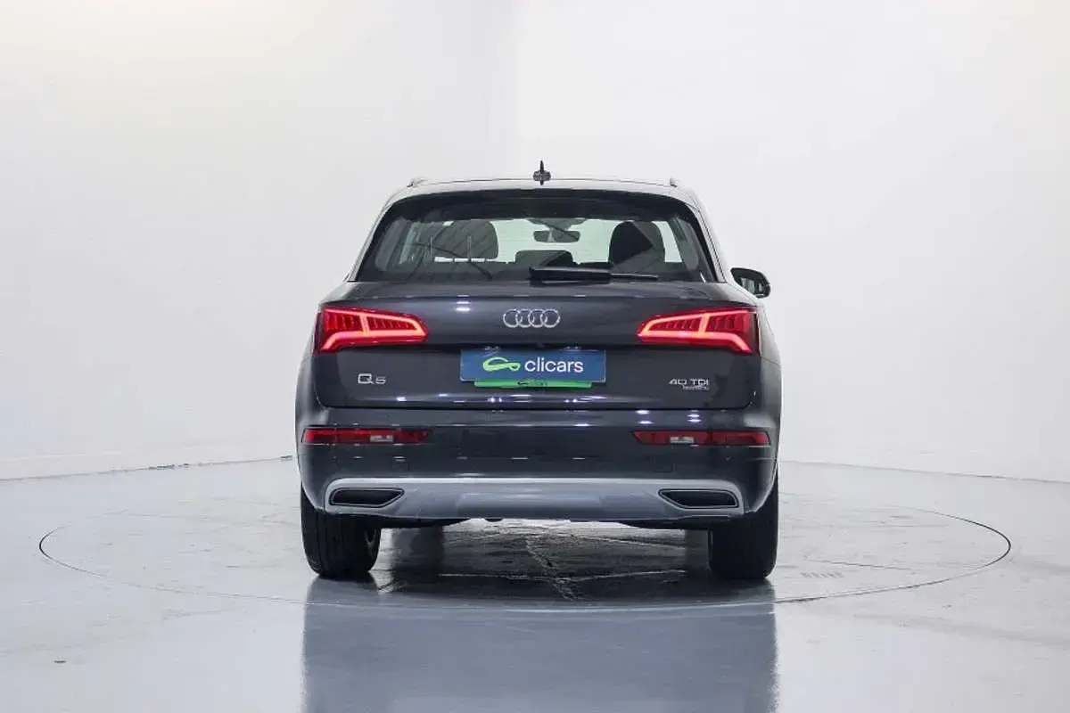 Käytetty Audi Q5 Design 190 HP (139 kW) 2019 Vihreä Katumaasturi