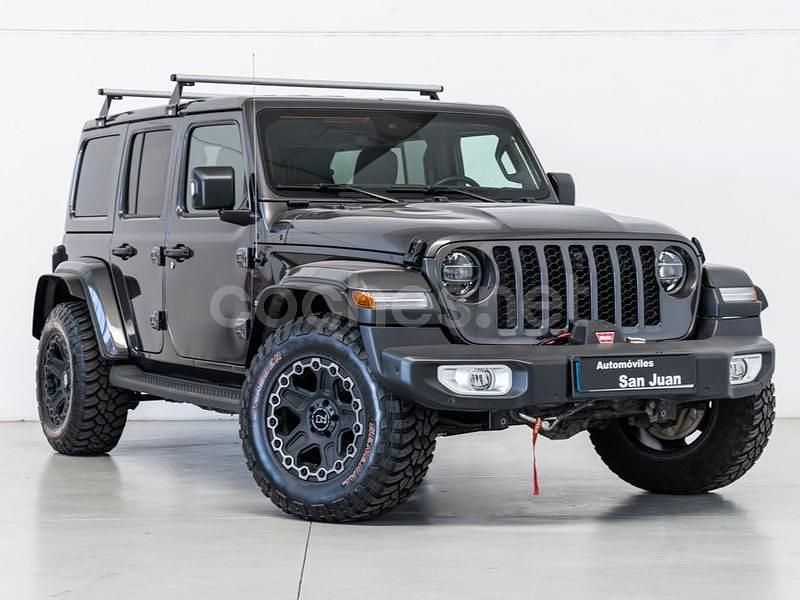 Usado Jeep Wrangler Sahara 381 CV (280 kW) 2022 Gris / plata SUV