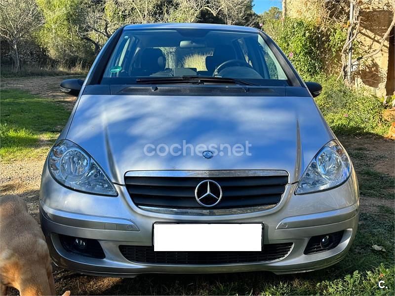 Usado Mercedes A170 Classic 116 CV (85 kW) 2005 Gris / plata Monovolumen