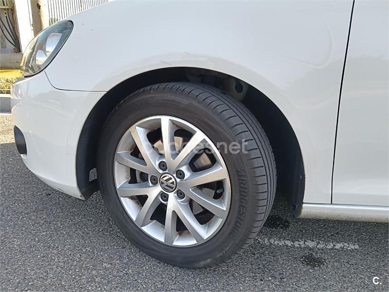 Usado VW Golf VII Sport 105 CV (77 kW) 2013 Blanco Familiar