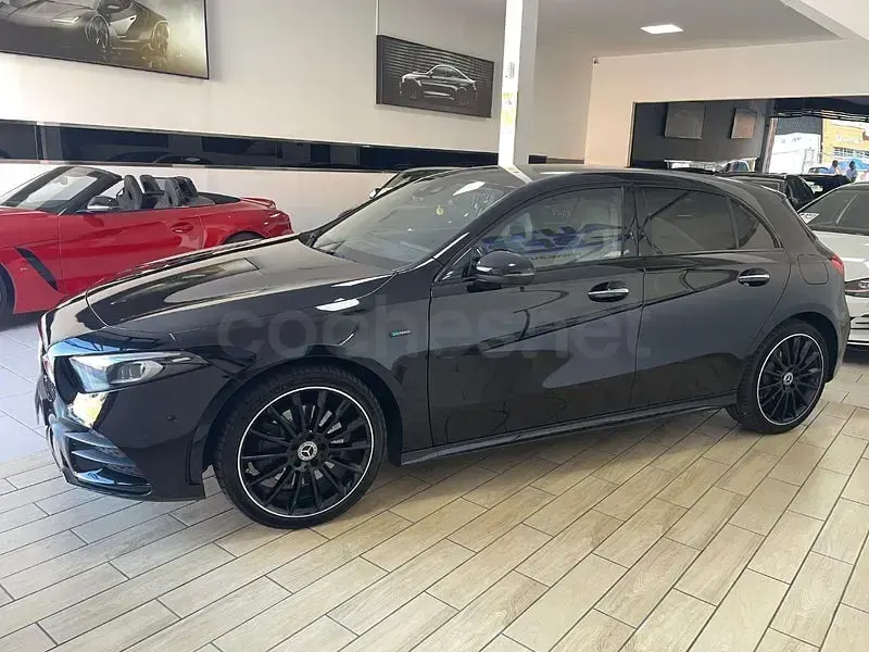 Usado Mercedes A250 218 CV (160 kW) 2020 Negro Berlina