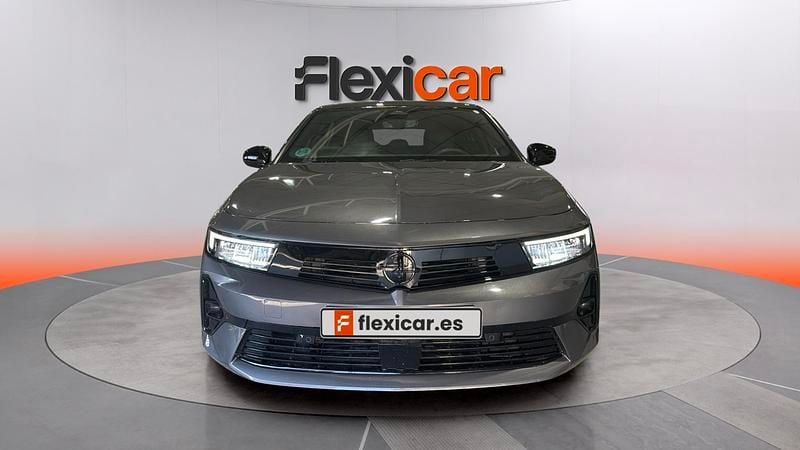 Usado Opel Astra Edition 131 CV (96 kW) 2025 Gris Berlina