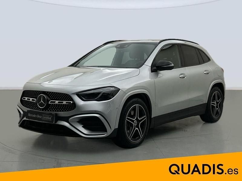 Gris plata Usado 2025 Mercedes GLA220 SUV | 49.900 € (Caro) - Imagen 1/4