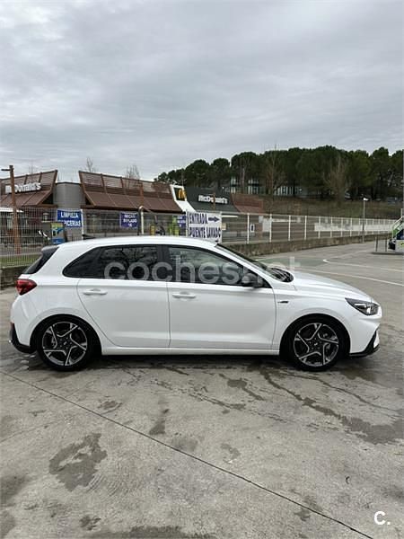 Blanco Usado 2022 Hyundai i30 N Line Berlina | 18.850 € (Precio justo) - Imagen 1/4