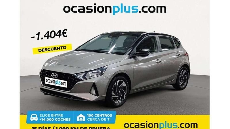 Gris Usado 2021 Hyundai i20 Utilitario | 14.046 € (Caro) - Imagen 1/4