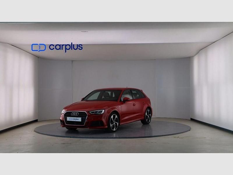 Rojo tango (metalizado) Usado 2020 Audi A3 Sportback Attraction Utilitario | 23.890 € (Caro) - Imagen 1/4