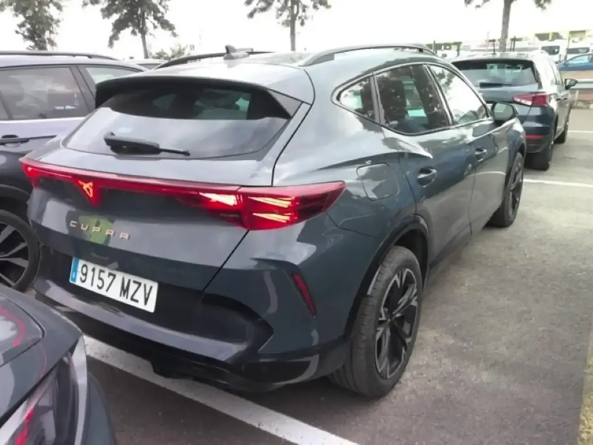 Usado Cupra Formentor 150 CV (110 kW) 2025 Azul SUV
