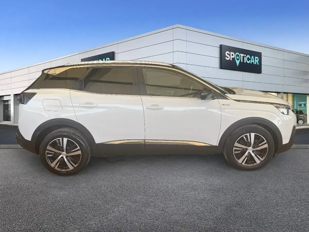 Usado Peugeot 3008 GT-line 130 CV (95 kW) 2020 Blanco SUV