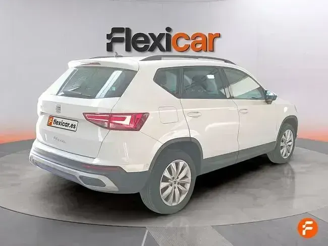 Usado Seat Ateca Style 150 CV (110 kW) 2023 Blanco SUV