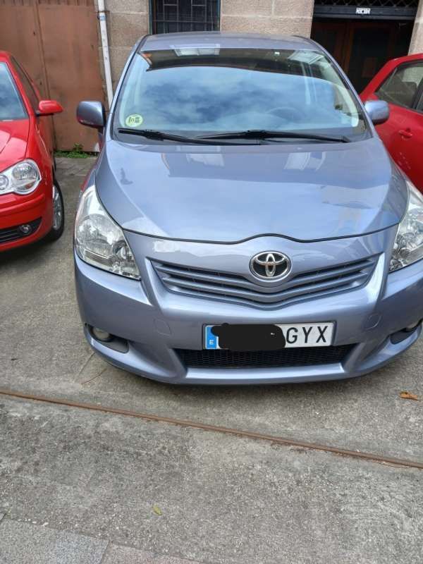 Azul Usado 2010 Toyota Auris Active Utilitario | 7000 € (Precio justo) - Imagen 1/4