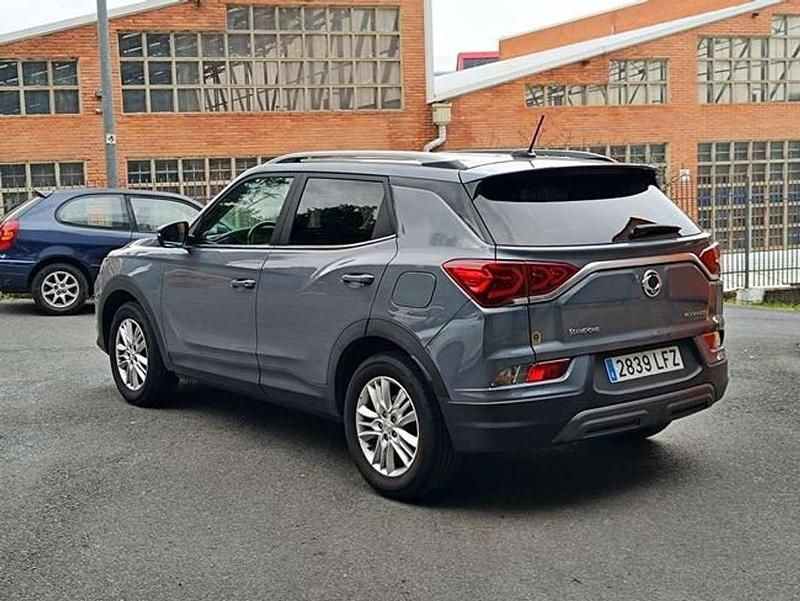 Usado Ssangyong (KGM) Korando 163 CV (119 kW) 2020 Gris SUV