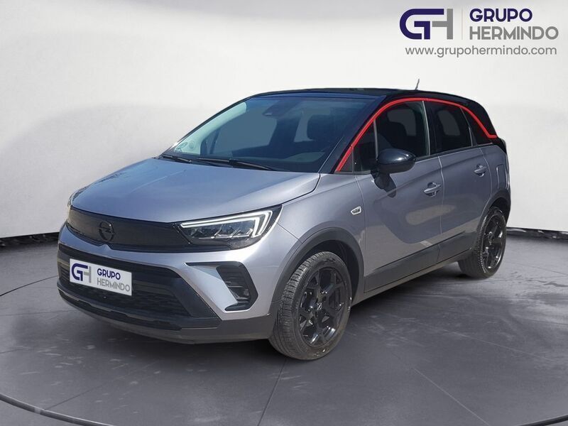 Gris / plata Usado 2022 Opel Crossland GS Line SUV | 17.990 € - Imagen 1/4