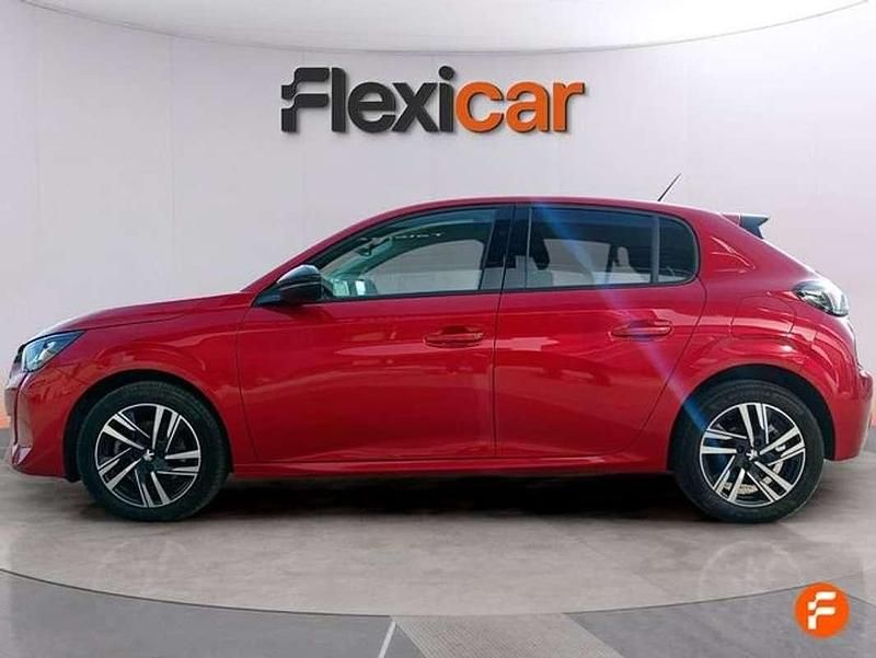 Usado Peugeot 208 Active 102 CV (75 kW) 2022 Rojo Utilitario