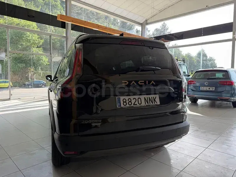 Usado Dacia Jogger 110 CV (80 kW) 2026 Negro Monovolumen