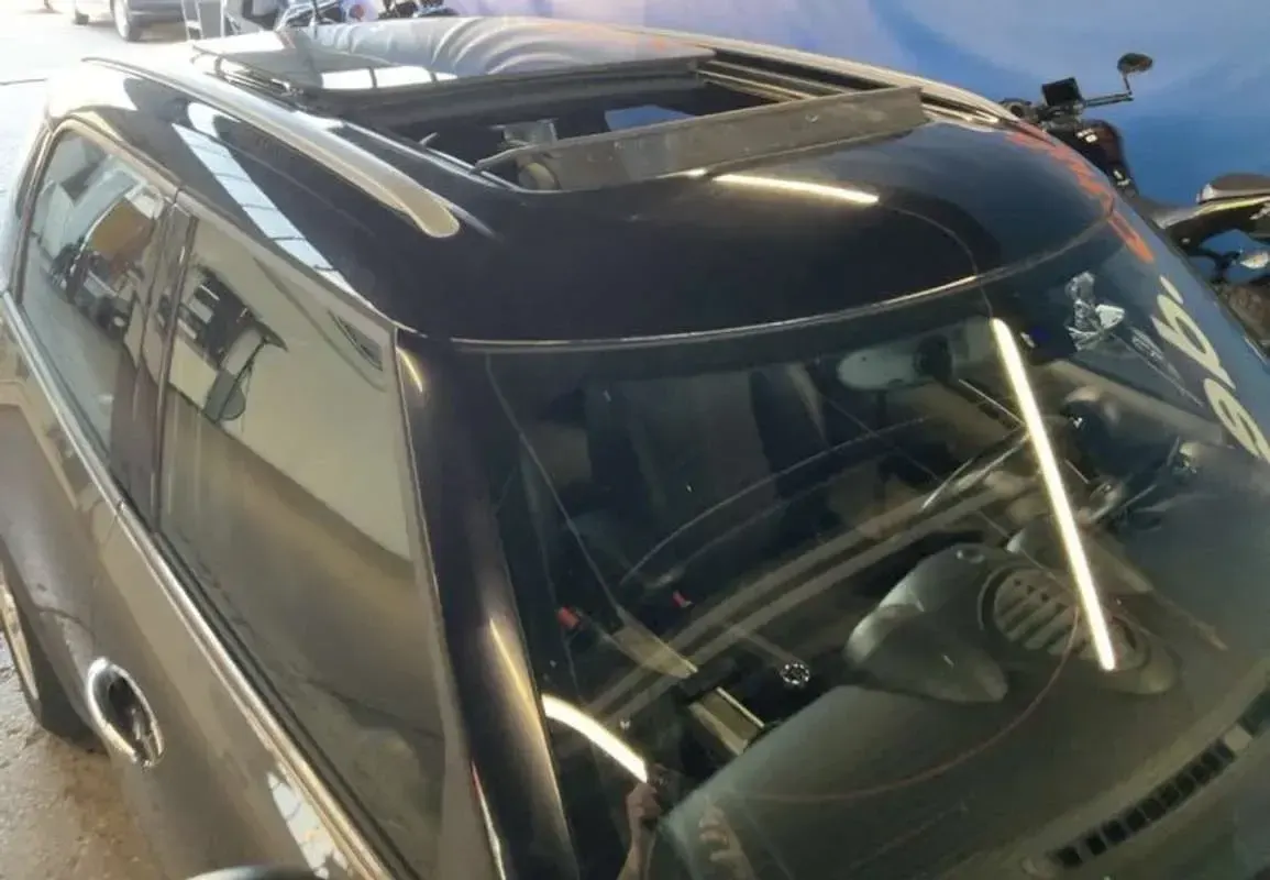 Usado Mini Cooper 122 CV (89 kW) 2011 Gris Utilitario